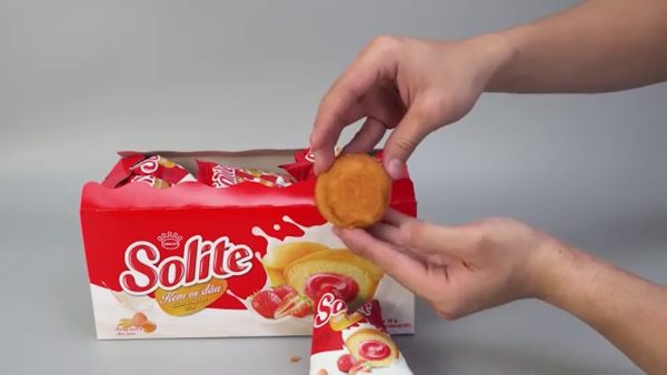 Solite Cupcake Box 360g Milk Egg Strawberry 20pcs - Image 2